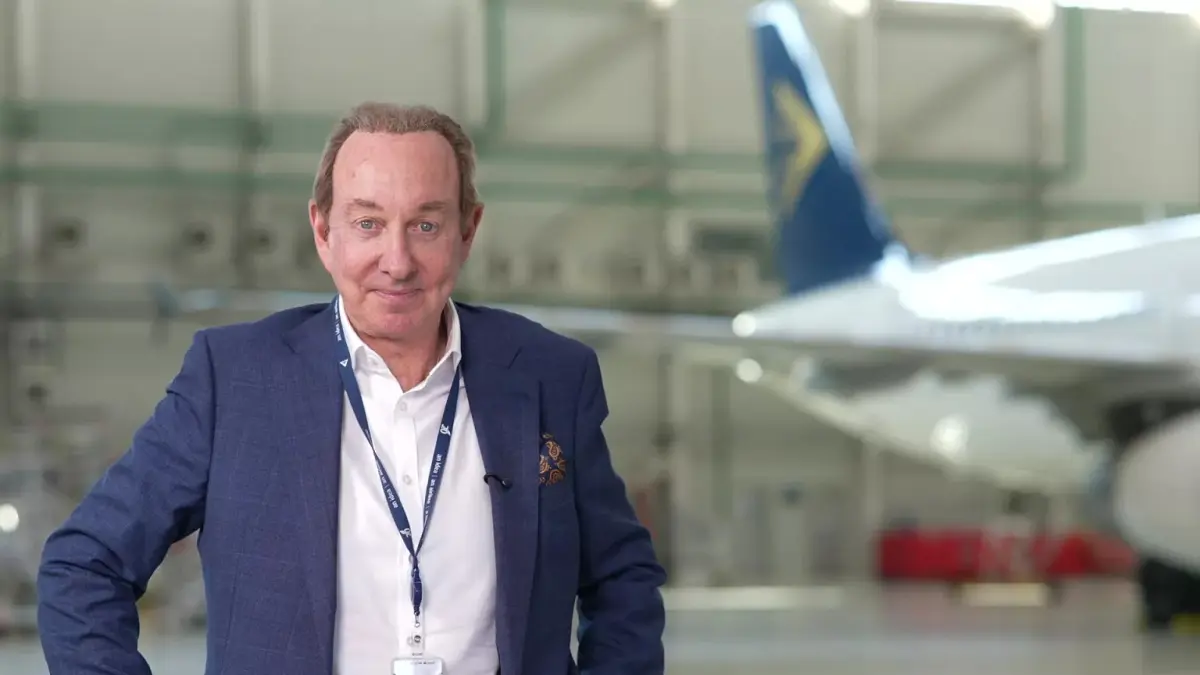 Питер Фостер признался, что делает одну неожиданную вещь в Air Astana