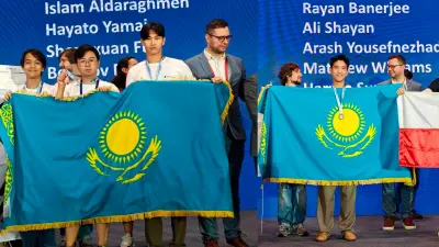 Казахстанские школьники привезли 3 золотых медали с Международной ИИ олимпиады в Пекине