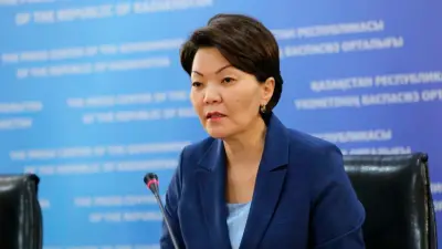 Минтруда поставило точку в вопросе о трудовых книжках