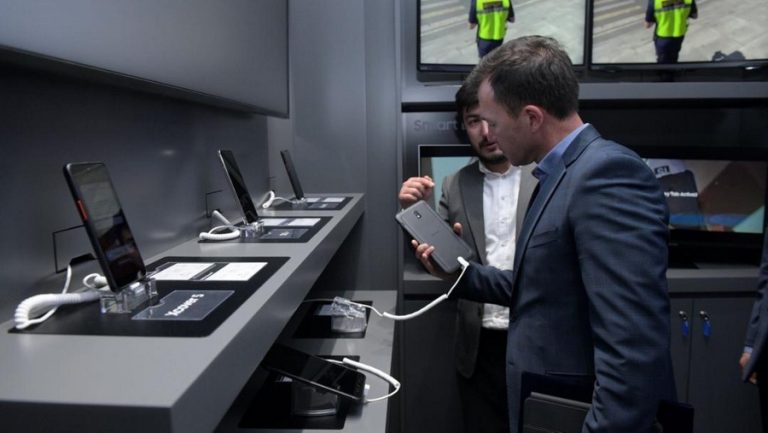 До 10 тысяч работников сельского хозяйства обеспечат защищенными планшетами Samsung