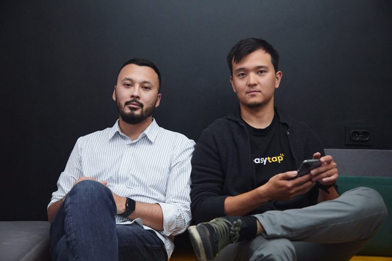 Стартап Easy Tap хочет «бороться с монополией HeadHunter»