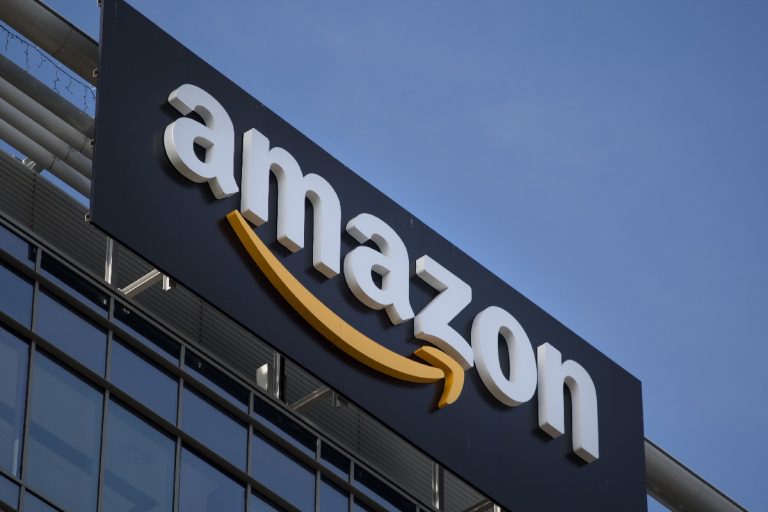 Amazon принял решение потратить $100 млрд на ИИ. Компания объяснила решение