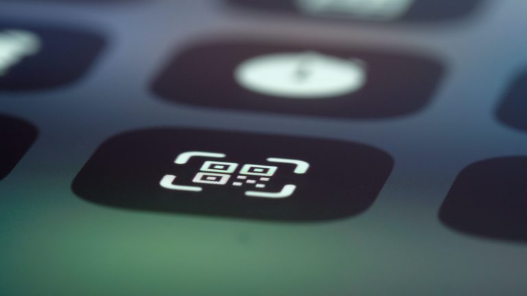 Home Credit Bank в два раза урезал кешбэк при оплате через Kaspi QR, но есть лайфхак