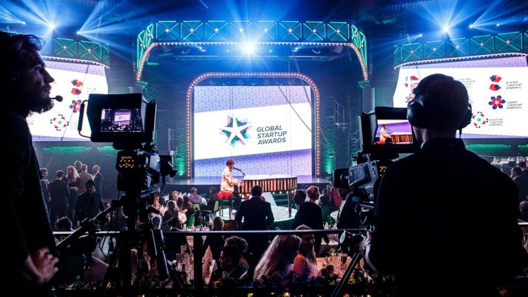 Стартап Cerebra просит казахстанцев проголосовать за него на сайте Global Startup Awards