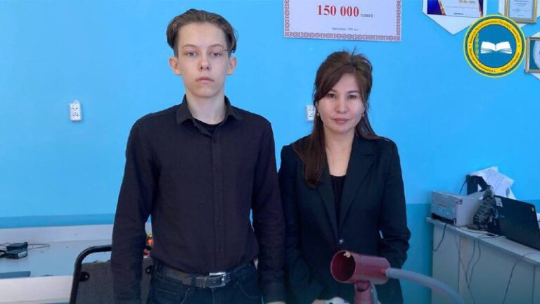 Девятиклассник из Тараза придумал робота-пожарного