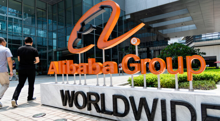 Чат-бота с искусственным интеллектом разрабатывают в Alibaba