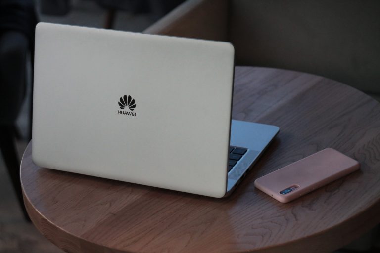 Huawei оцифрует железные дороги Казахстана