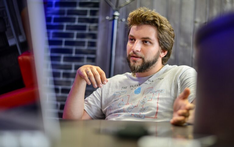 Ник Давыдов: «Нас ждет робото-коммунизм»