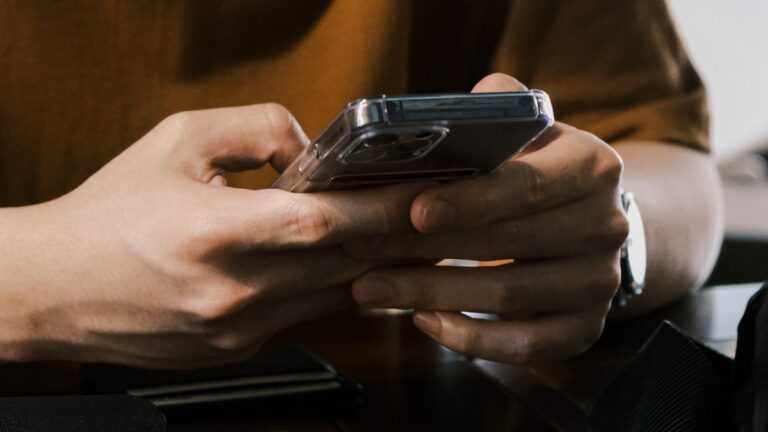 65% казахстанцев хотят общаться с продавцами интернет-магазинов в мессенджерах