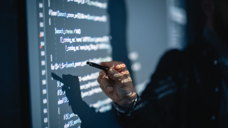 EPAM приглашает на бесплатную программу Data Analytics Engineering