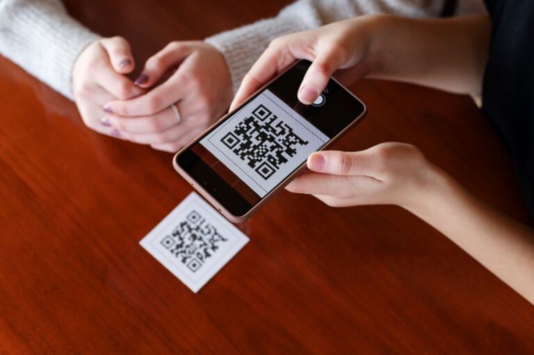 Единый QR запустят в августе — отказаться банки не смогут