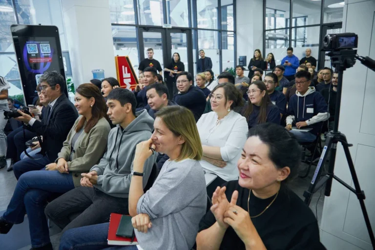 «Мы двигаемся в будущее!» Как в KMF прошел финальный Demo Day этого года