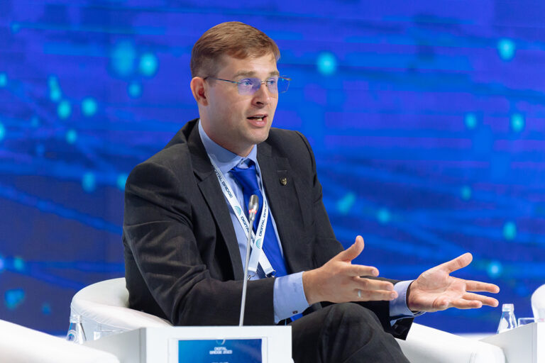 Тимур Турлов извинился за сбой во Freedom Bank и раздал бонусы казахстанцам