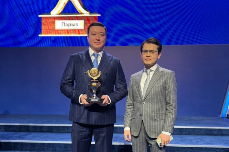 «Историческое событие для ИТ-сообщества». Стартап MED365 получил президентскую премию «Алтын сапа»