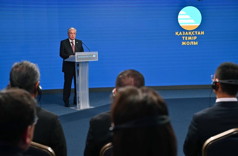Токаев высказался о цифровизации ж/д транспорта