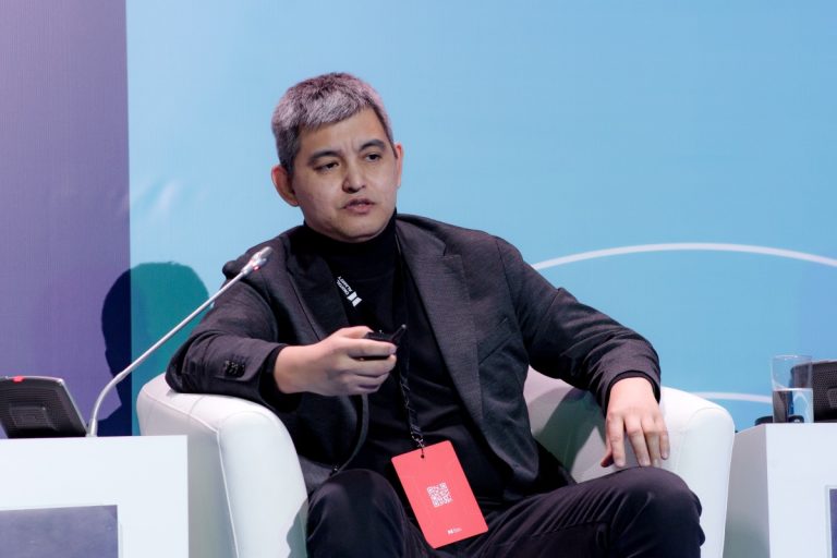 Как AI уже сейчас трансформирует бизнес в Казахстане. Опыт KMF