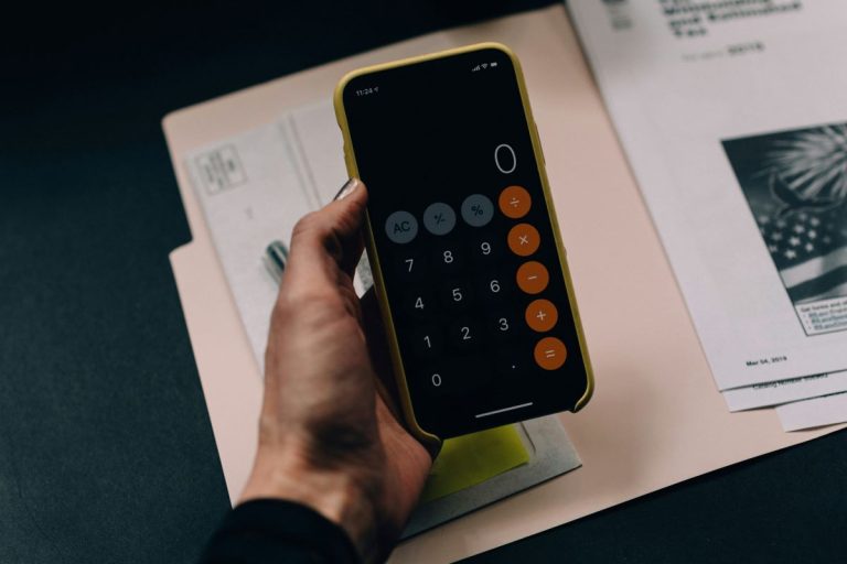 Клиенты Halyk Bank могут сменить режим налогообложения онлайн
