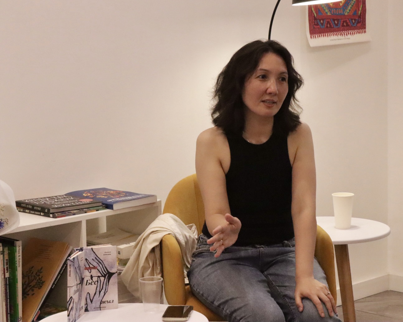 «Зарабатывать на писательстве в Казахстане нереально». Камила Ковязина — о том, как издавала свою книгу и совмещала с жизнью — изображение 7