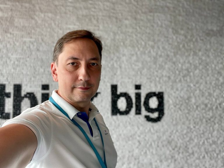 Казахстанец рассказал, как устроился в AWS и переехал в Германию