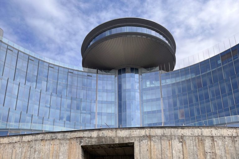 5 больших долгостроев Алматы