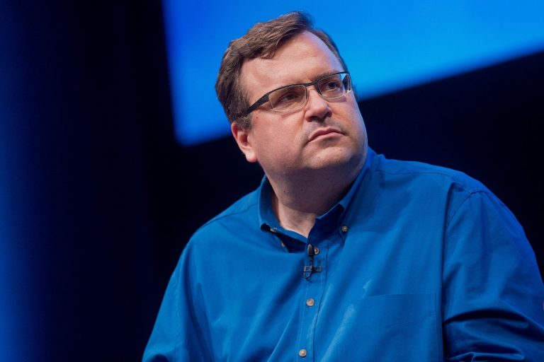 Кофаундер LinkedIn прогнозирует сокращение количества традиционных рабочих мест из-за ИИ