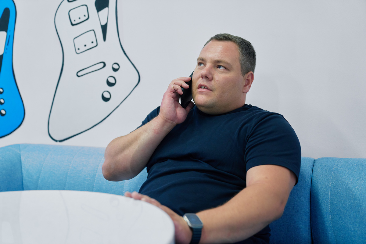 Казахстанец организовал пассивный заработок на массажных креслах — уже получает 6 млн тенге — изображение 6