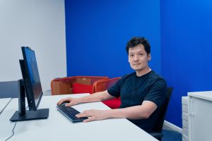 Личный опыт: насколько ASUS E5 AiO 27 удобен для работы?