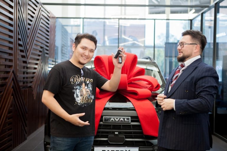Машину теперь можно купить за 25 минут. Mycar.kz запустил маркетплейс по продаже новых автомобилей
