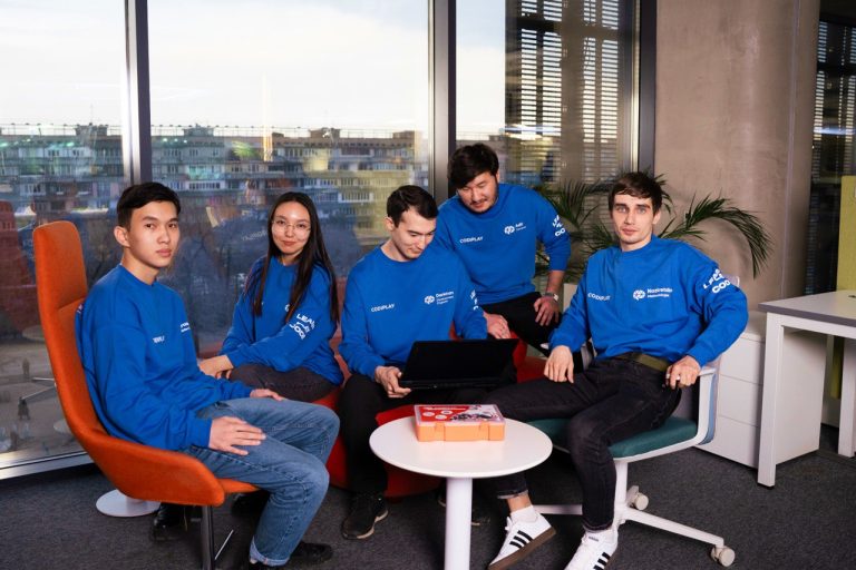 Казахстанский стартап CodiPlay получил сертификат качества образования Финляндии