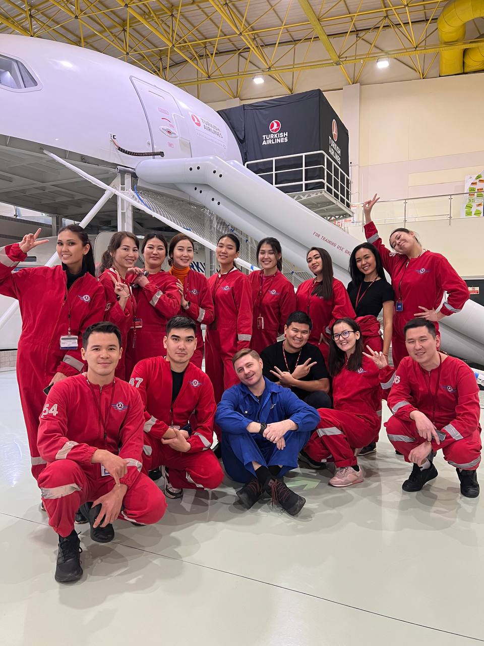 Бортпроводница FlyArystan рассказала правду о своей работе — изображение 3