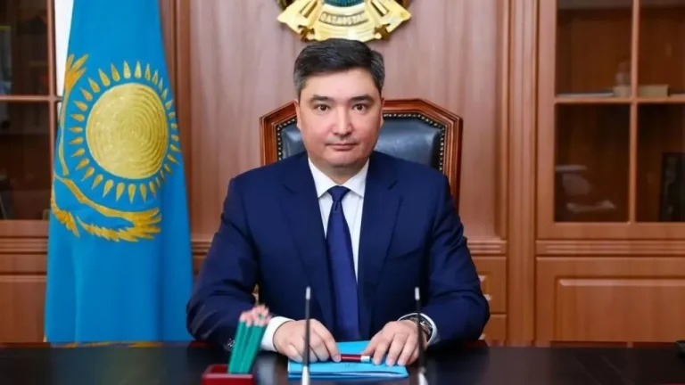 Премьер требует увеличить долю проектов с цифровым тенге