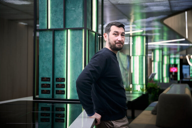 Адиль Нургожин прокомментировал ситуацию вокруг YAYA и Higgsfield AI