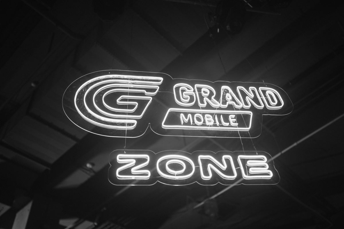 Grand Mobile