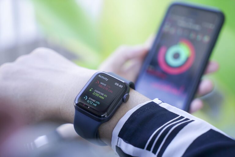 У казахстанцев появился смысл покупать Apple Watch. Изучили список новых опций для нашей страны