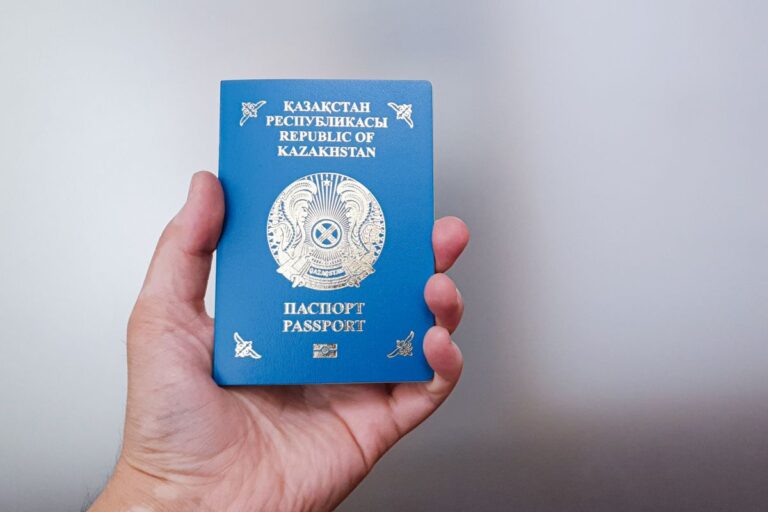 Паспорта и удостоверения для казахстанцев стали дороже - даже онлайн