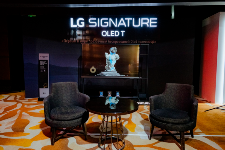 LG представила в Алматы прозрачный телевизор OLED T. Узнали, на что он способен