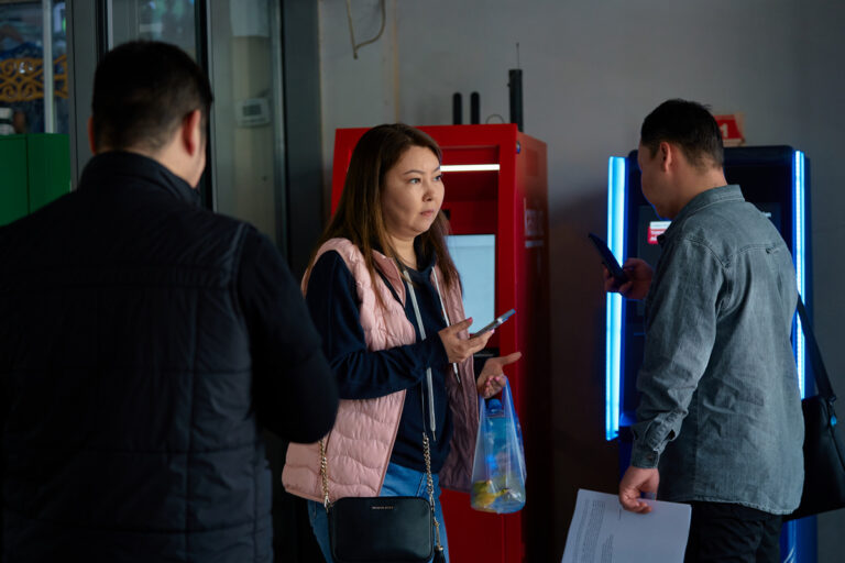 Переводы между супругами теперь под контролем: кого проверит налоговая