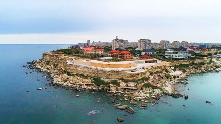 Переезжаем к морю: нашли дома в Актау до 50 млн тенге