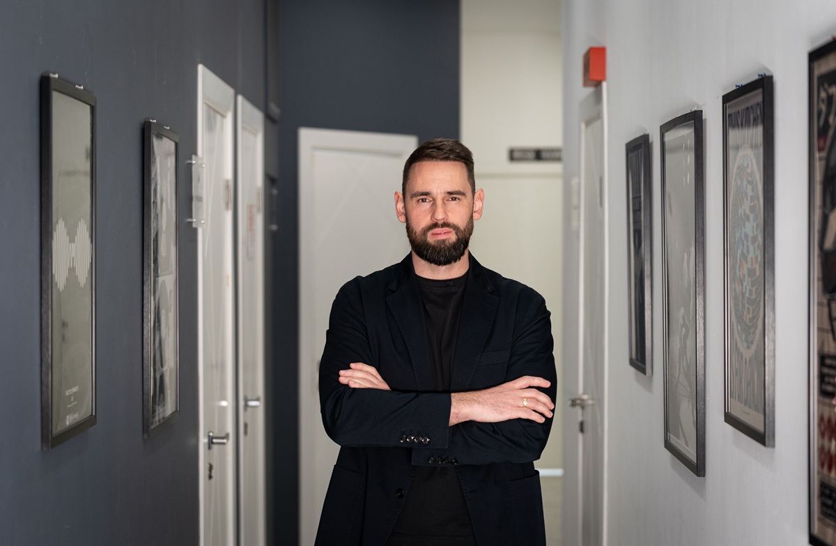 Стоимость тарифов, скорость интернета и развлекательная экосистема. CEO IZI ответил на вопросы абонентов