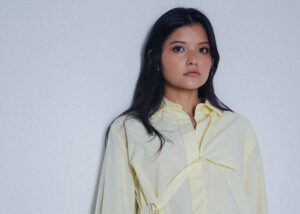 Бросила ИТ, чтобы стать моделью. История девушки из Алматы