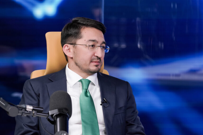Жаслан Мадиев прямо сказал, как правительство распределит доходы от налоговой реформы