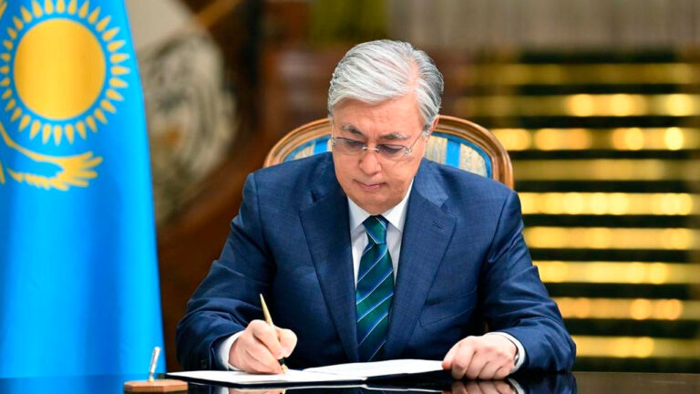Президент подписал Цифровой кодекс: что изменится для казахстанцев и бизнеса