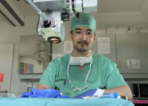 Ученый из Казахстана придумал, как определять опасную болезнь глаз до первых симптомов — и получил мировое признание