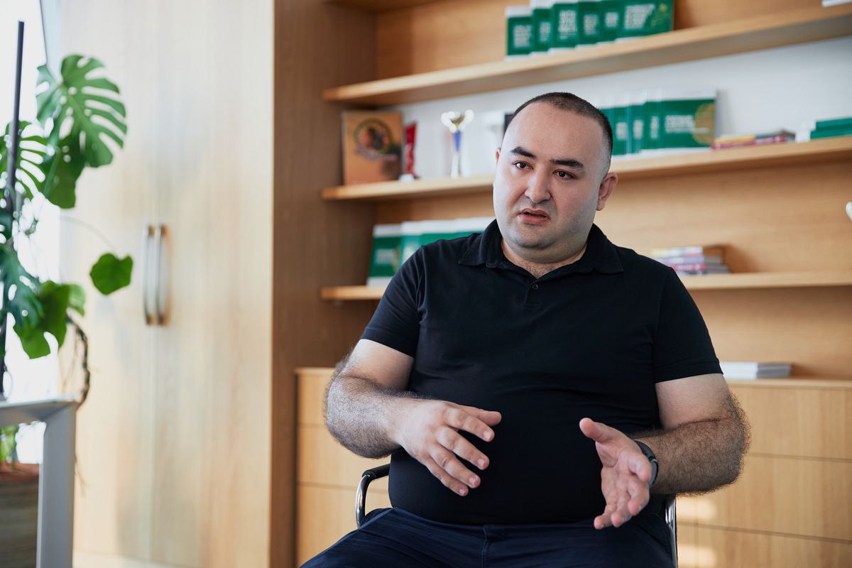 Дастон Усманов