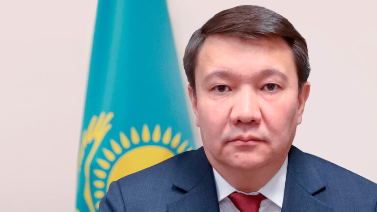Казахстанцам дали прямой выход на председателя КГД