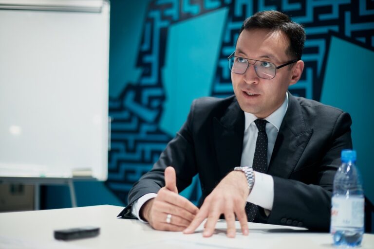 Искусственный интеллект сберег три миллиарда тенге казахстанцев от мошенников