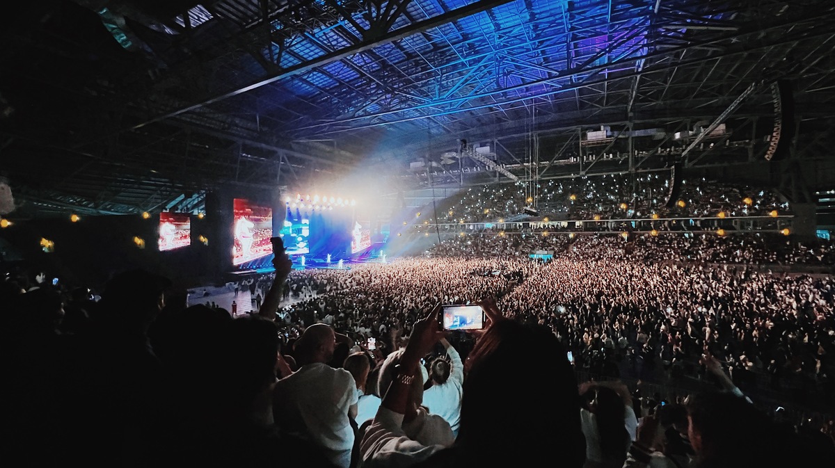 Tele2