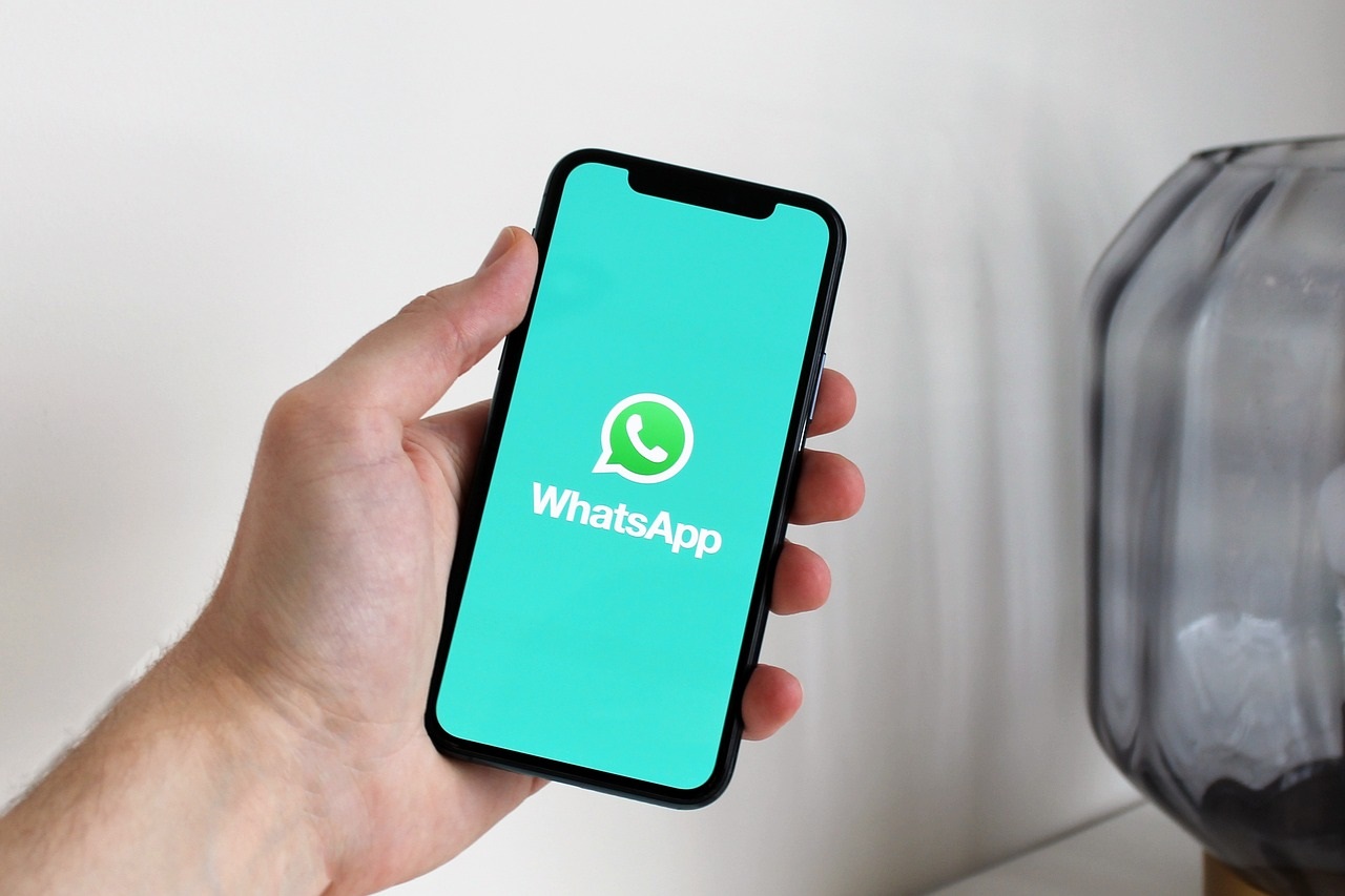 WhatsApp добавил встроенный перевод сообщений