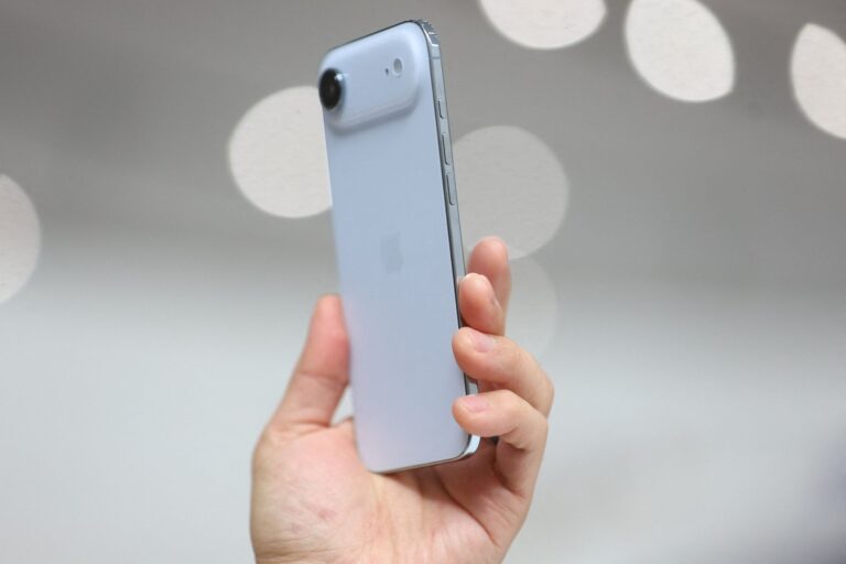 Apple придется отложить глобальный предзаказ на iPhone Air из-за проблем с eSIM у соседа Казахстана
