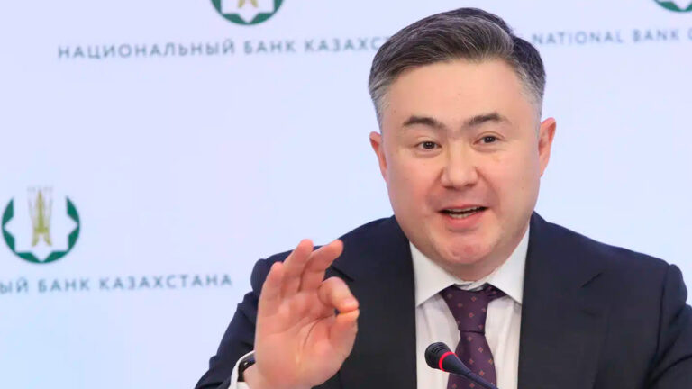Глава Нацбанка рассказал, сколько денег тратят на разработку дизайна новых банкнот